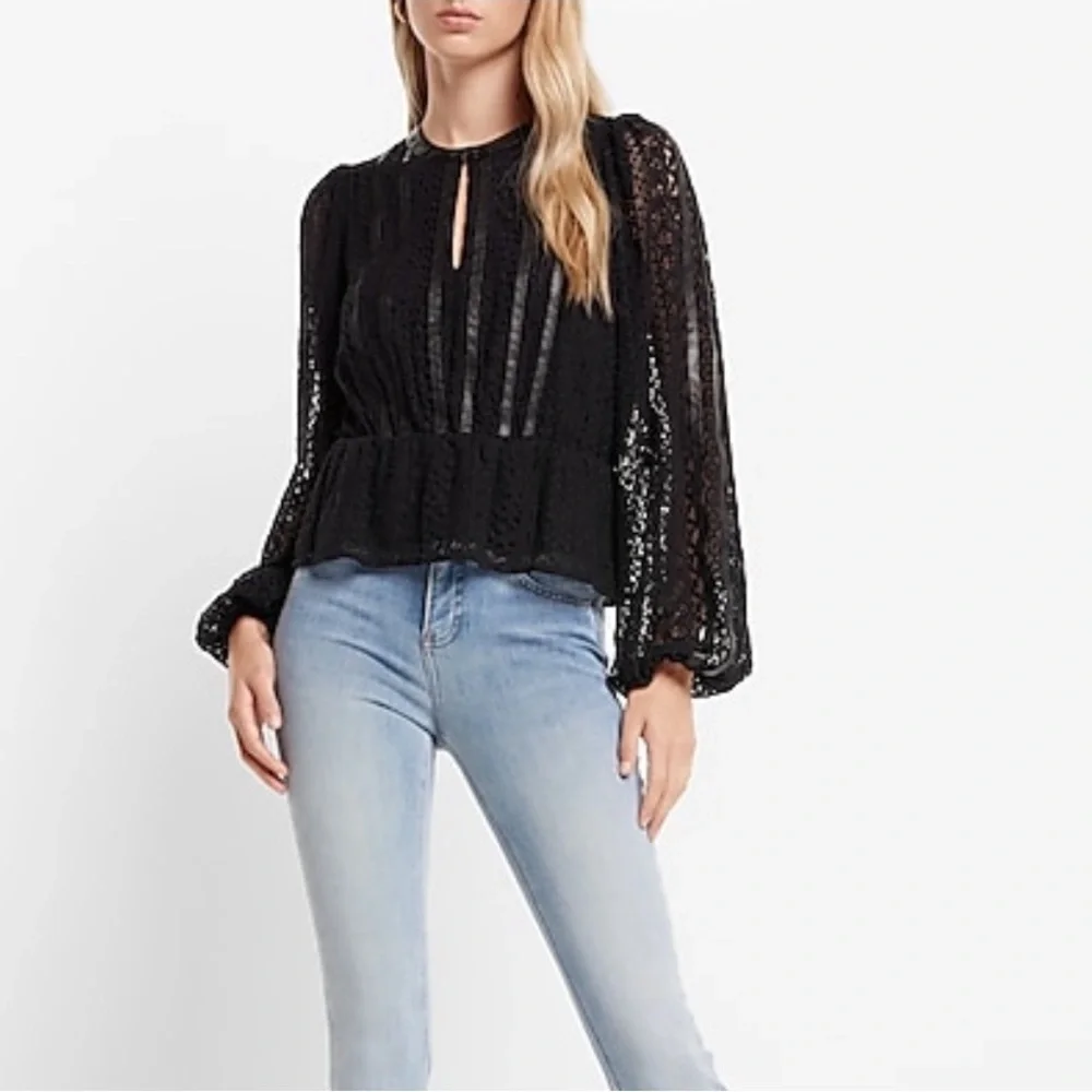 NWT Express Elegant Black Lace Peplum Faux Leather Trim Long Sleeve Top Black S